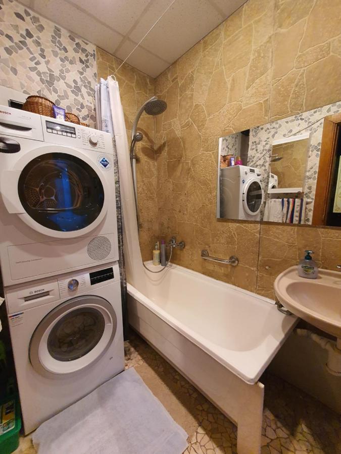 Pas Birute Hotell Kaunas Eksteriør bilde