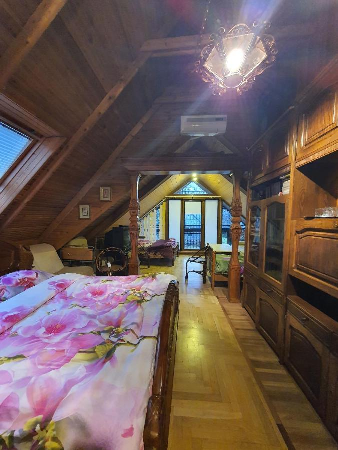 Pas Birute Hotell Kaunas Eksteriør bilde